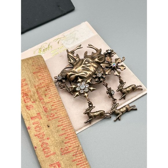 Kirks Folly Deer Reindeer Pin Brooch Dangles Snowflakes New Old Stock On Card - Picture 5 of 5